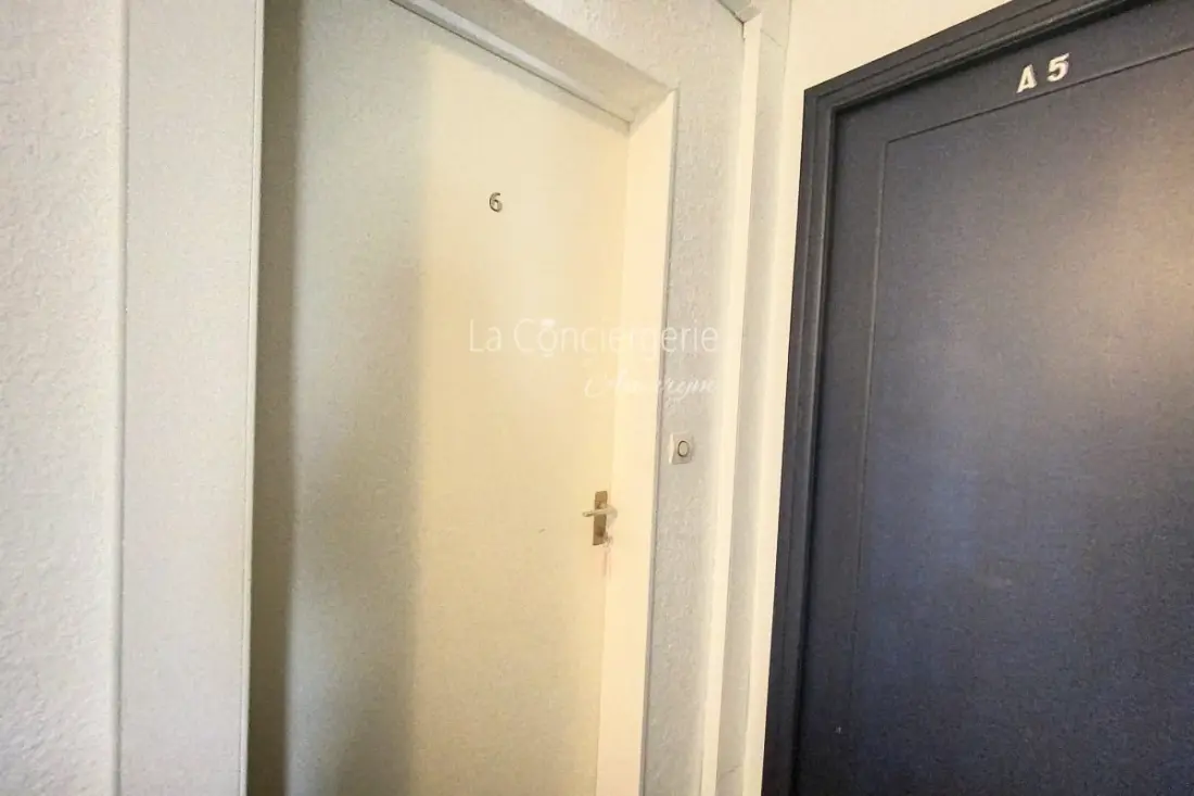 Résidence Th 23 -  🌊 Charmant Appartement Vue Sur Le Port 🌞