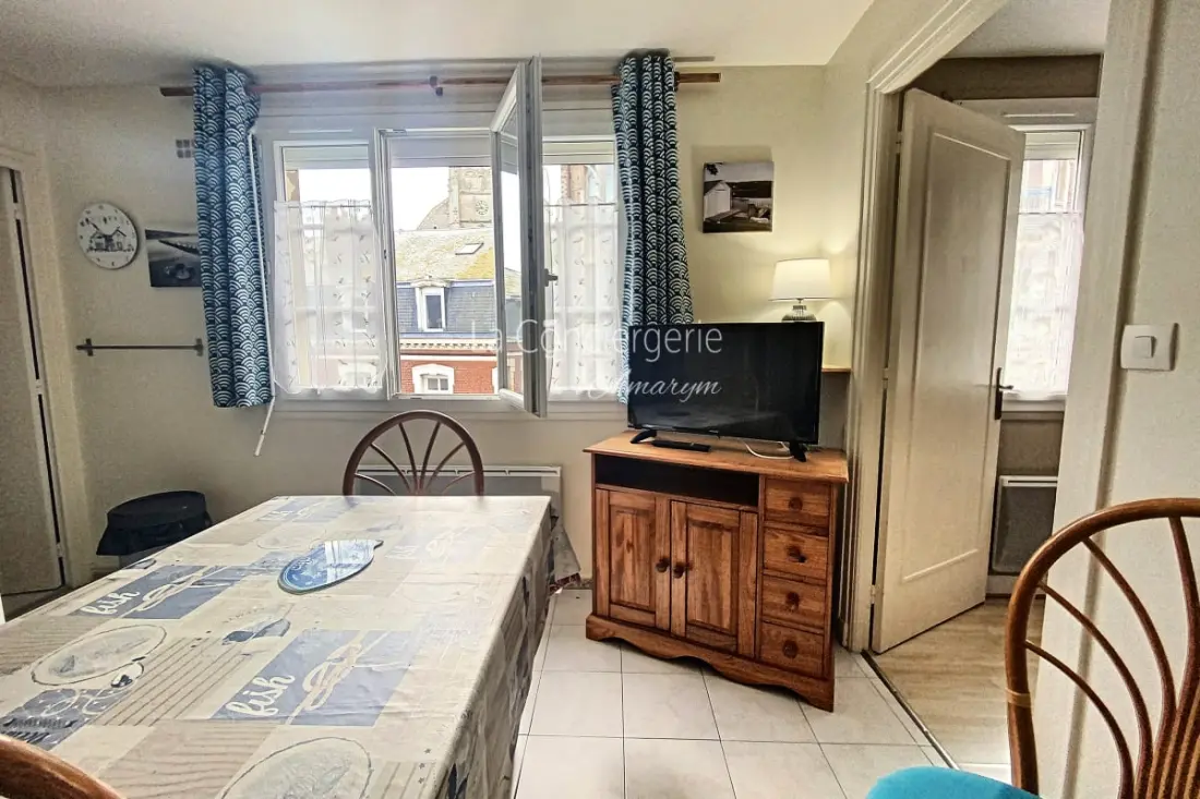 Résidence Th 23 -  🌊 Charmant Appartement Vue Sur Le Port 🌞
