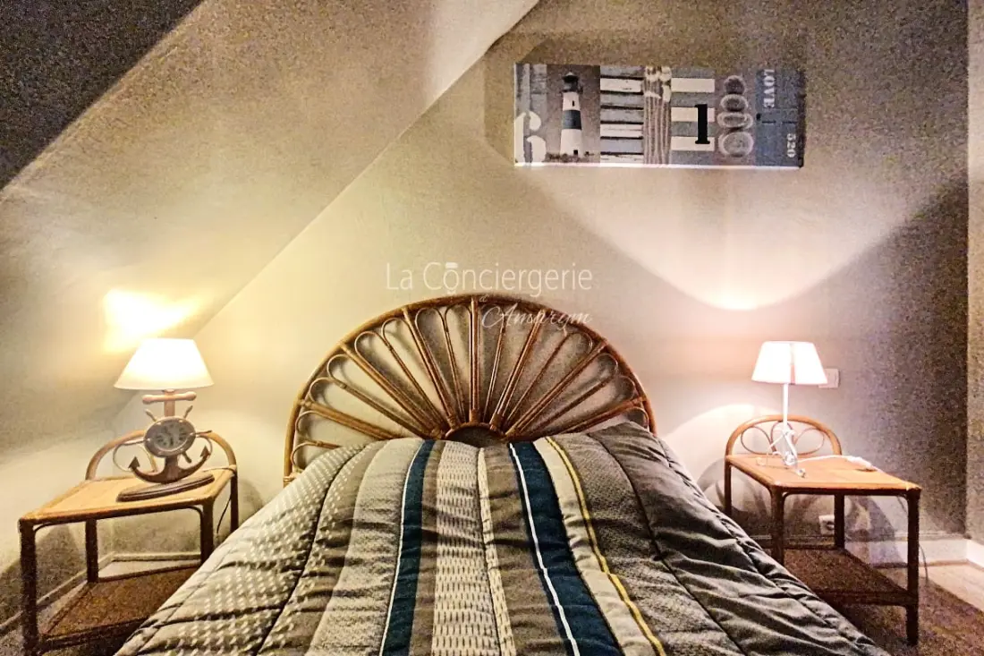 Résidence Th 23 -  🌊 Charmant Appartement Vue Sur Le Port 🌞