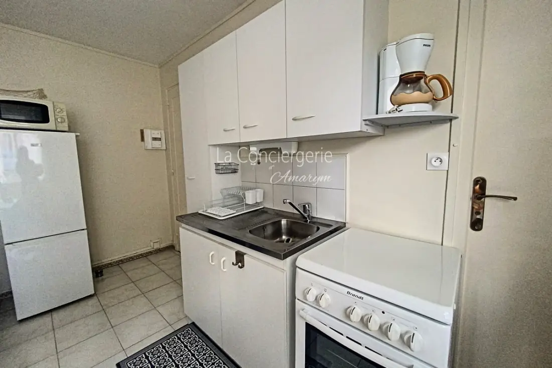 Résidence Th 23 -  🌊 Charmant Appartement Vue Sur Le Port 🌞