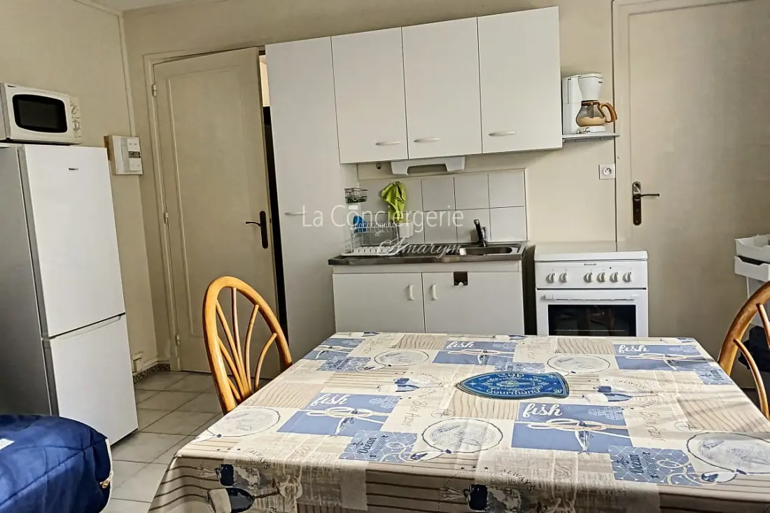 Résidence Th 23 -  🌊 Charmant Appartement Vue Sur Le Port 🌞