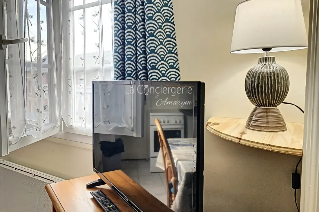 Résidence Th 23 -  🌊 Charmant Appartement Vue Sur Le Port 🌞