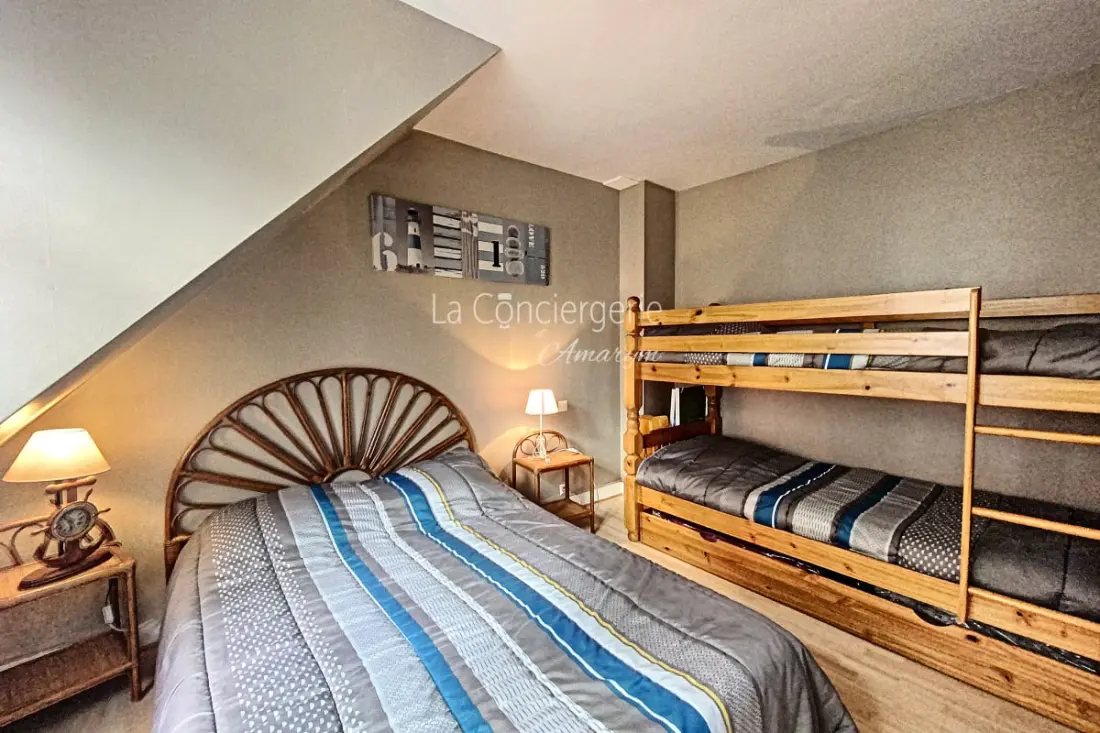 Résidence Th 23 -  🌊 Charmant Appartement Vue Sur Le Port 🌞