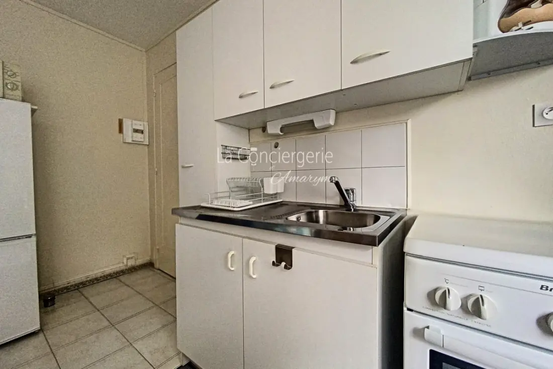 Résidence Th 23 -  🌊 Charmant Appartement Vue Sur Le Port 🌞