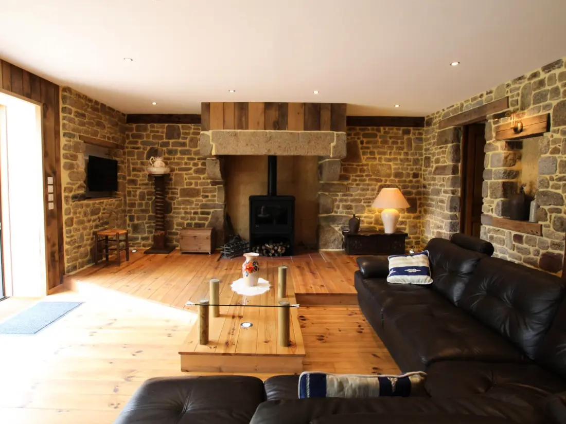 Maison de Vacances Le Val-Saint-Père 3