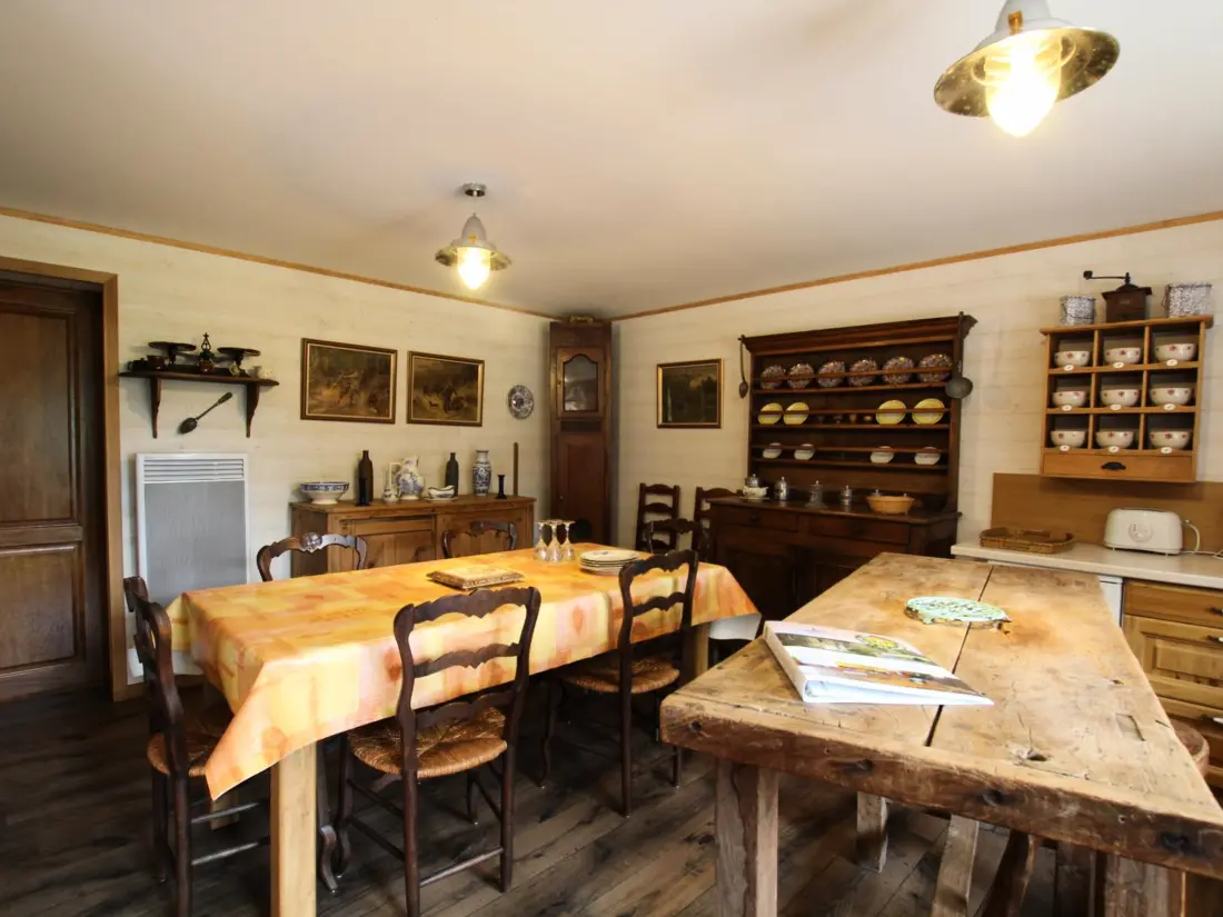 Maison de Vacances Le Val-Saint-Père 3
