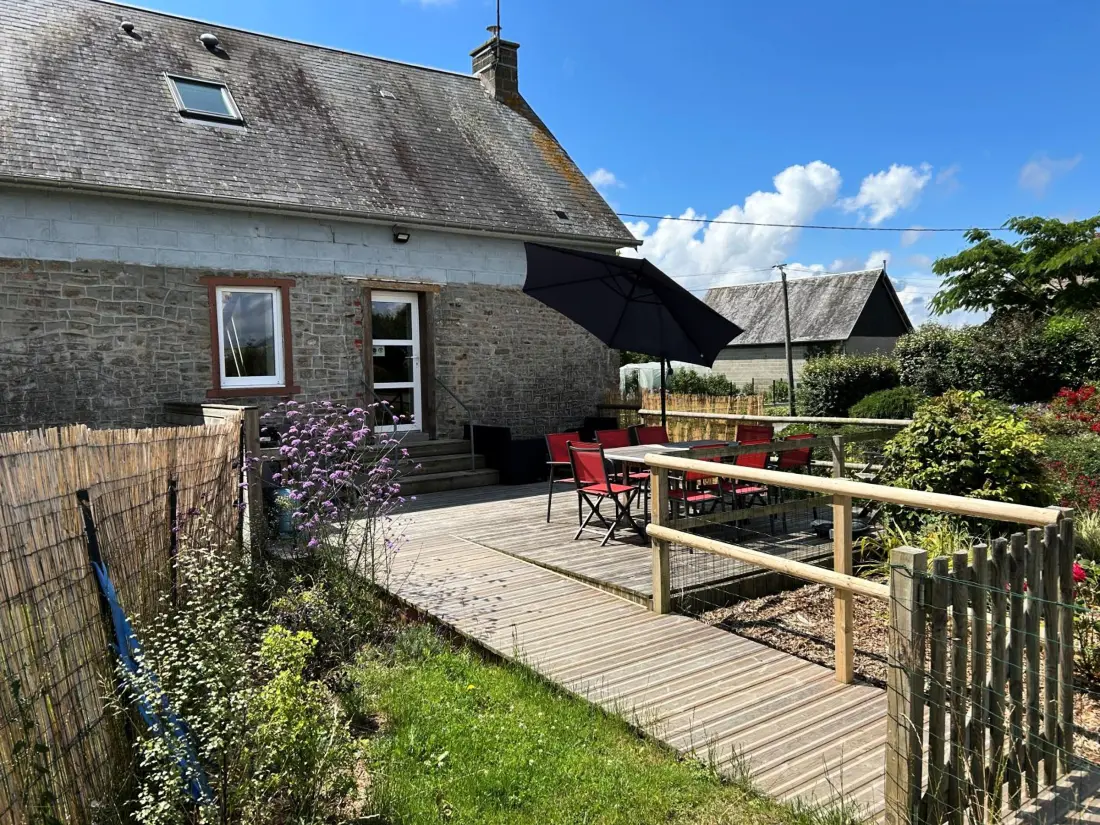 Maison de Vacances Le Val-Saint-Père 4