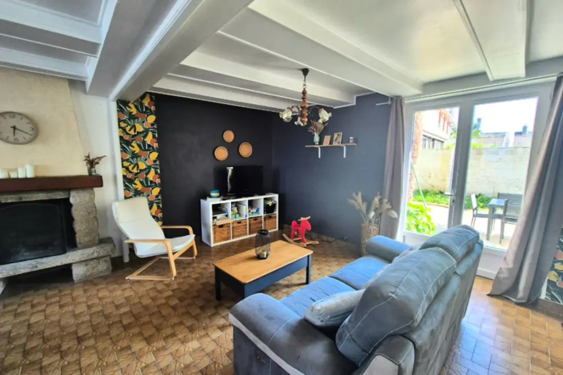 Maison Indépendante Avec Coin Détente En Plein Air