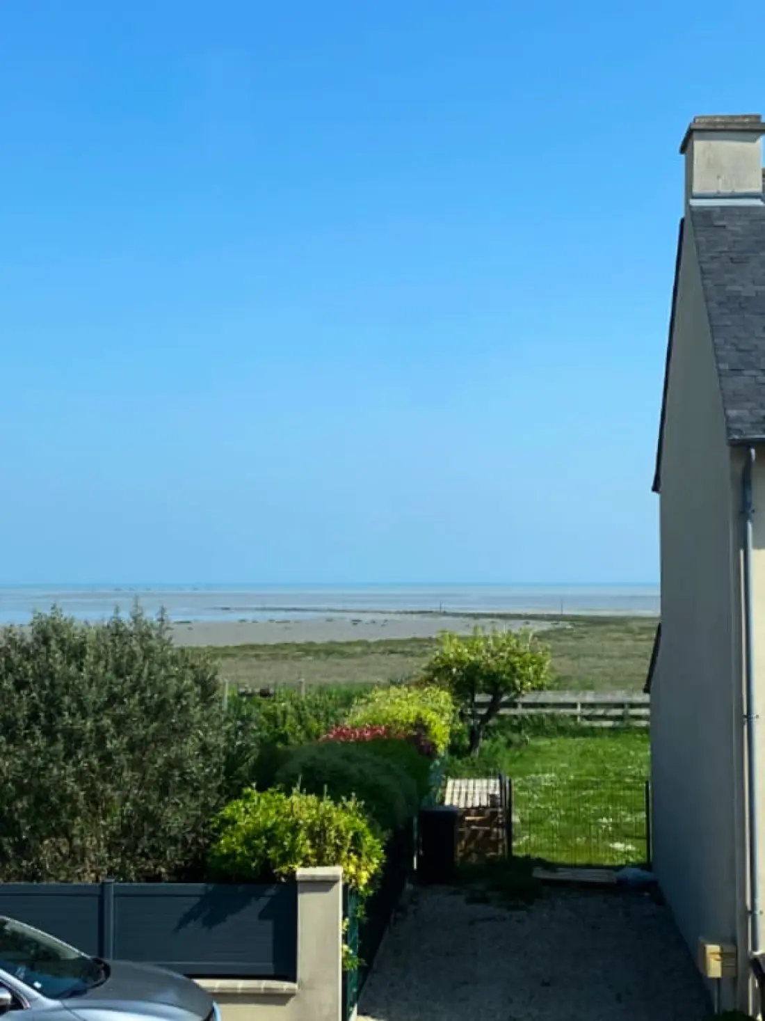 Maison Indépendante Avec Coin Détente En Plein Air