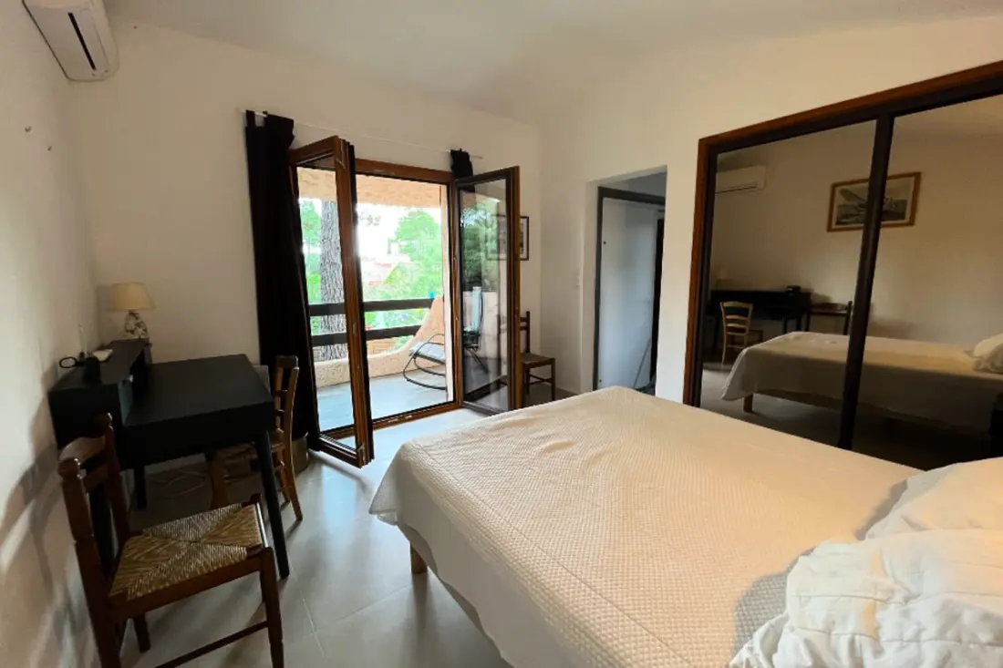 Maison Spacieuse Avec Terrasse - Plage à 8min