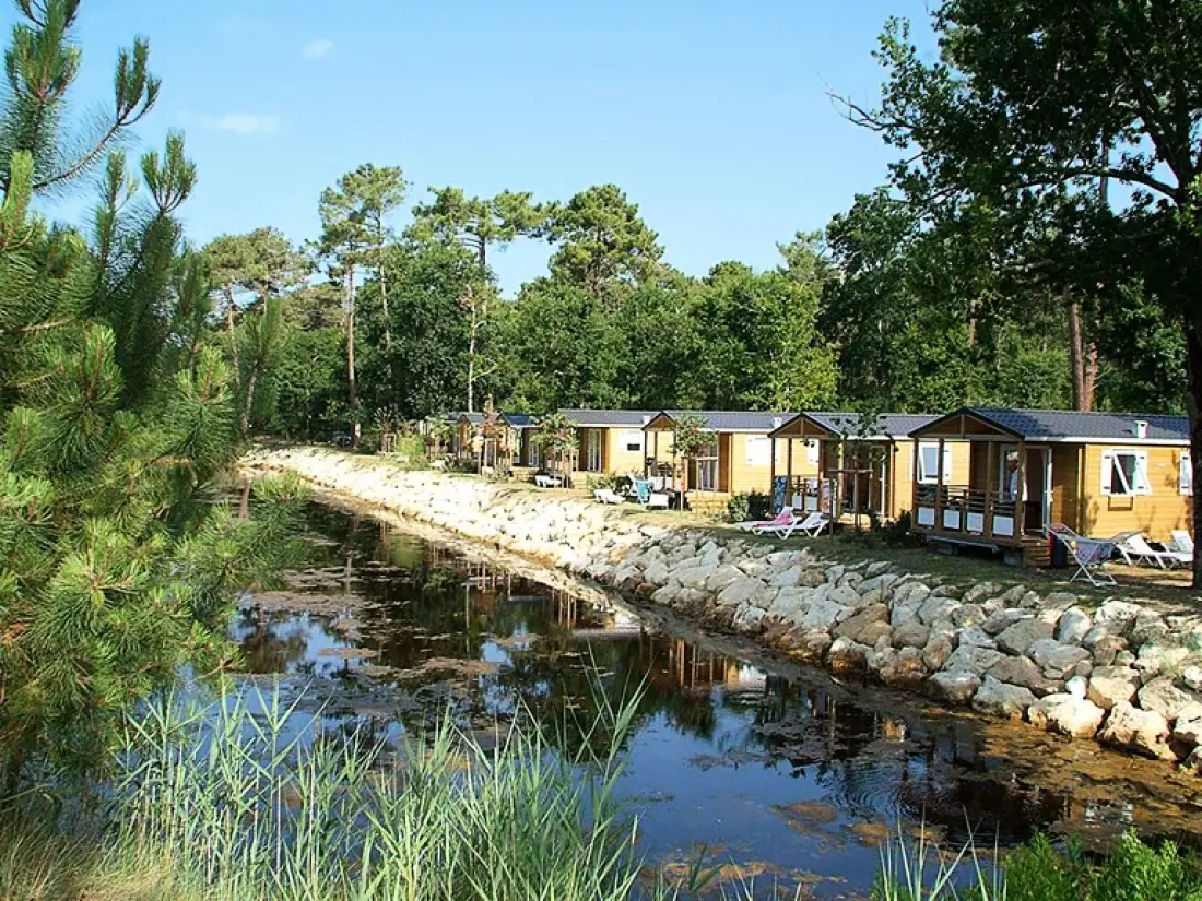 Camping Les Viviers4 étoiles★★★★
