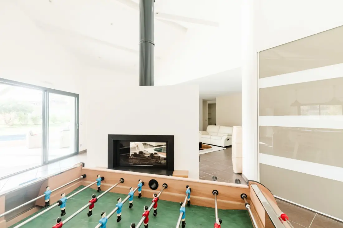 Belle Villa Contemporaine 201 M2 Avec Piscine