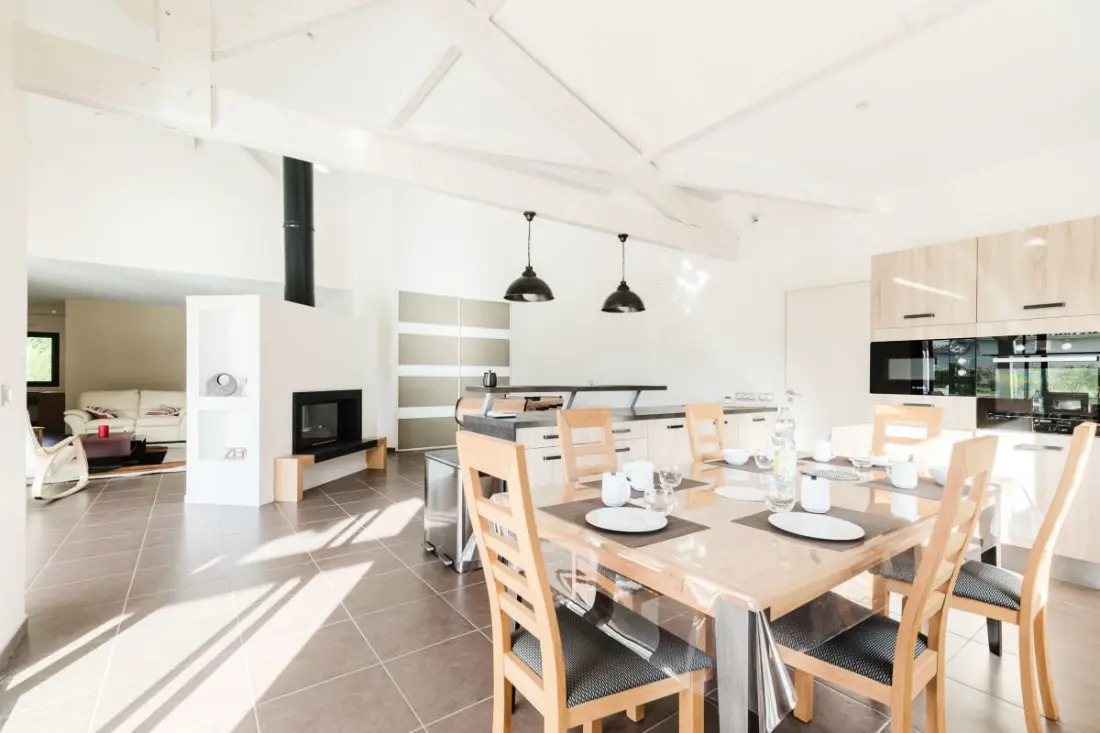 Belle Villa Contemporaine 201 M2 Avec Piscine