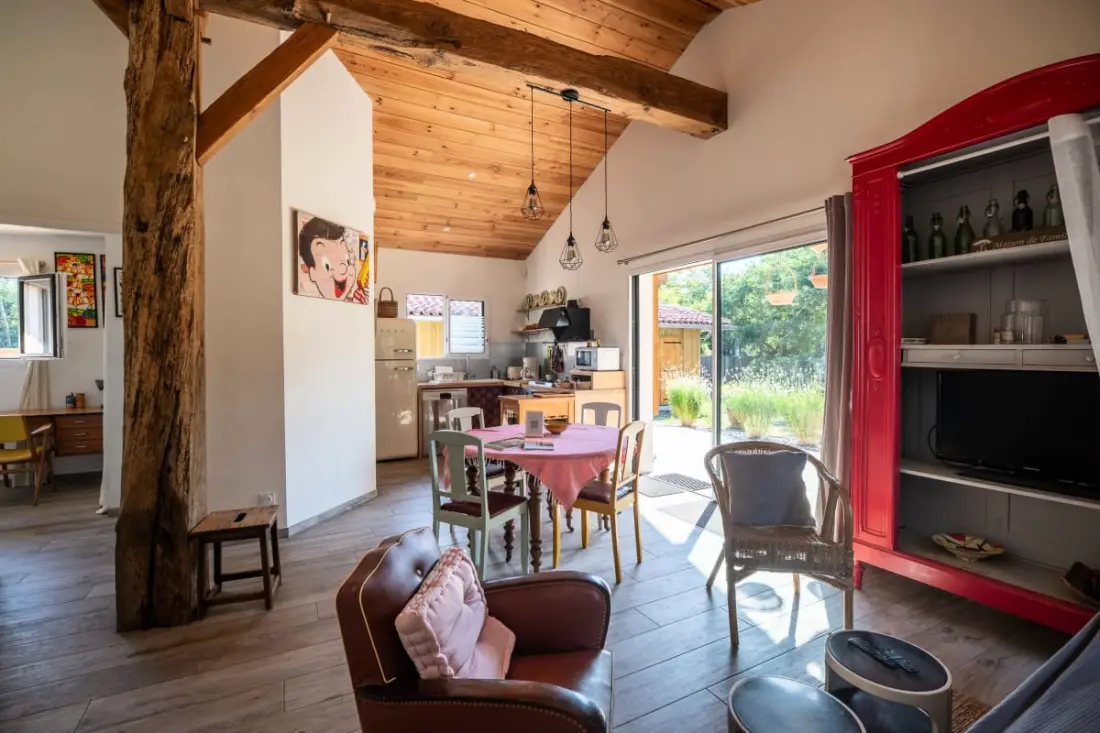 Grange Restaurée Dans Son Airial Landais
