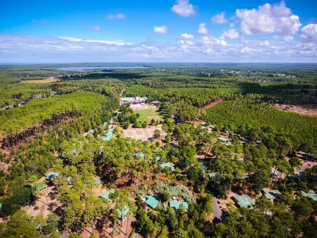 Les Pins Village Vacances2 étoiles★★