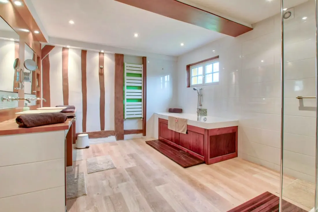 Maison De 230 M2 Proche Lac De Léon Et Océan