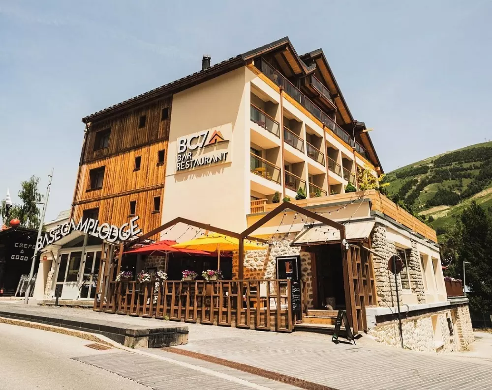 Hôtel Base Camp Lodge Les 2 Alpes - Petit-déjeuner inclus
