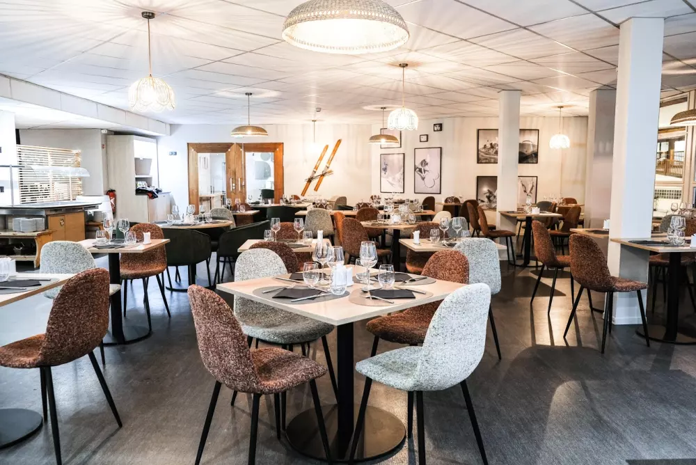 Hôtel Les 2 Alpes L'Orée Des Pistes 3 étoiles★★★