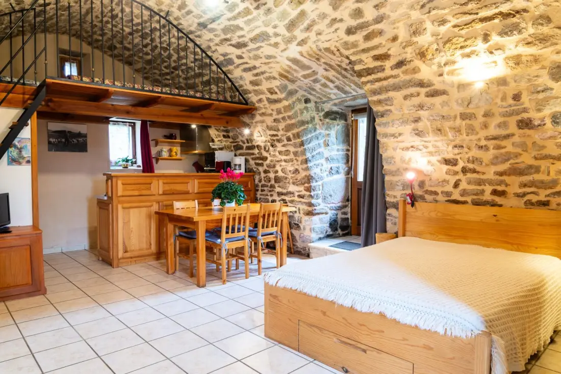 Gîte de France La voûte céleste 2/3 pers aux bondons 3 épis