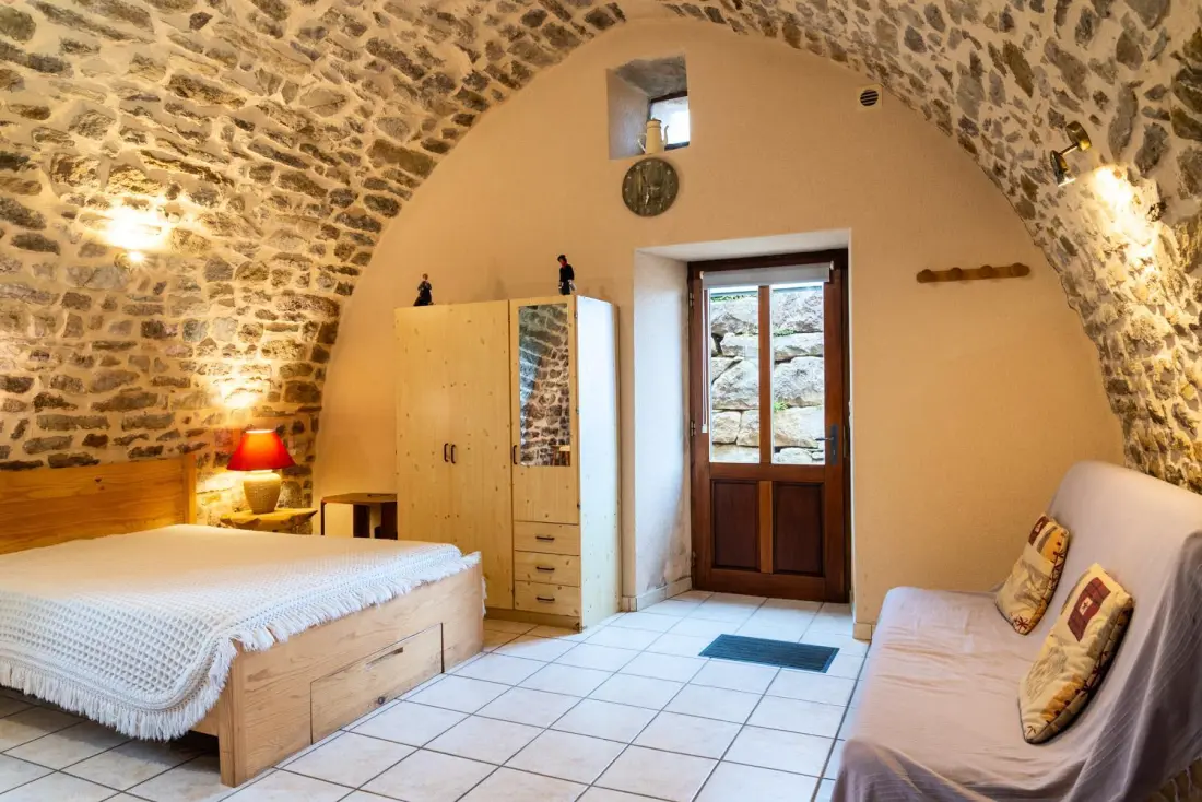 Gîte de France La voûte céleste 2/3 pers aux bondons 3 épis