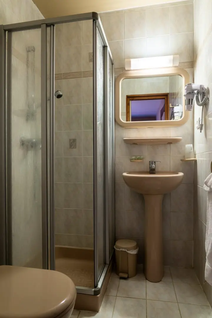 Gîte de France Bon aubrac pour 12 personnes 2 épis