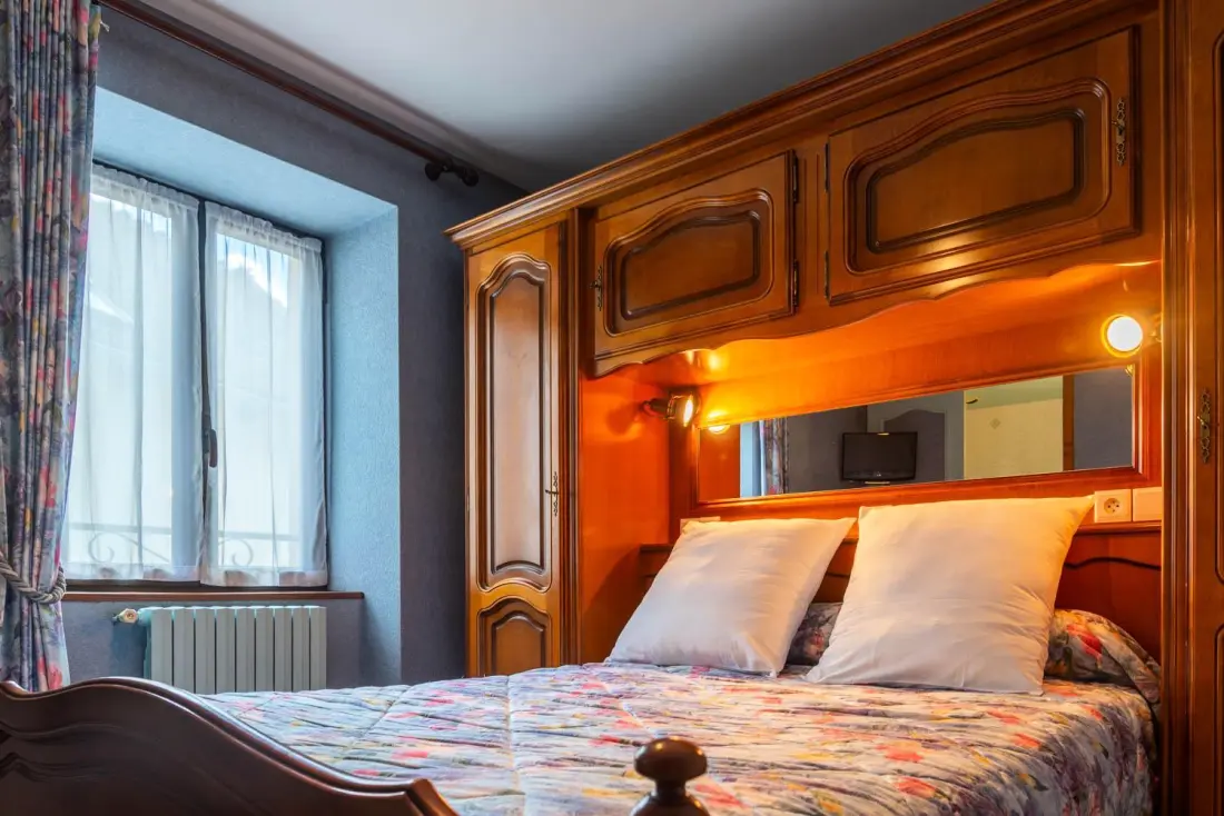 Gîte de France Bon aubrac pour 12 personnes 2 épis