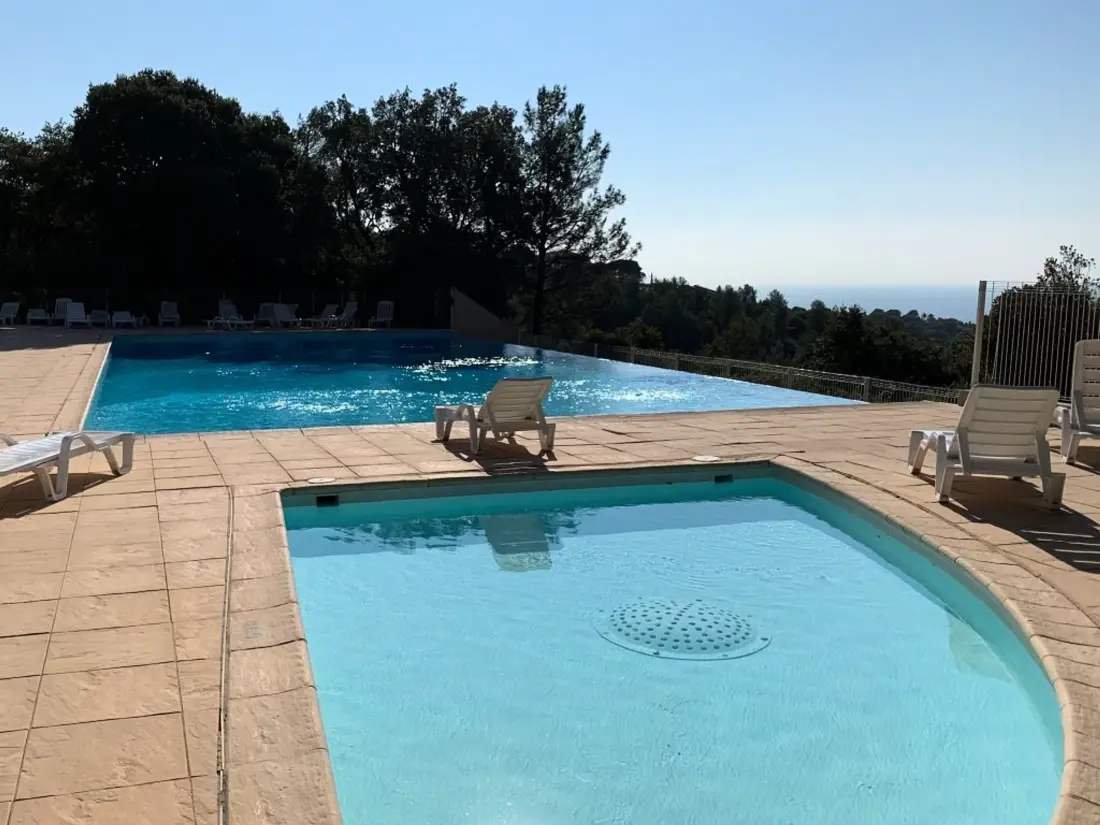 Location de Vacances Les Issambres 64