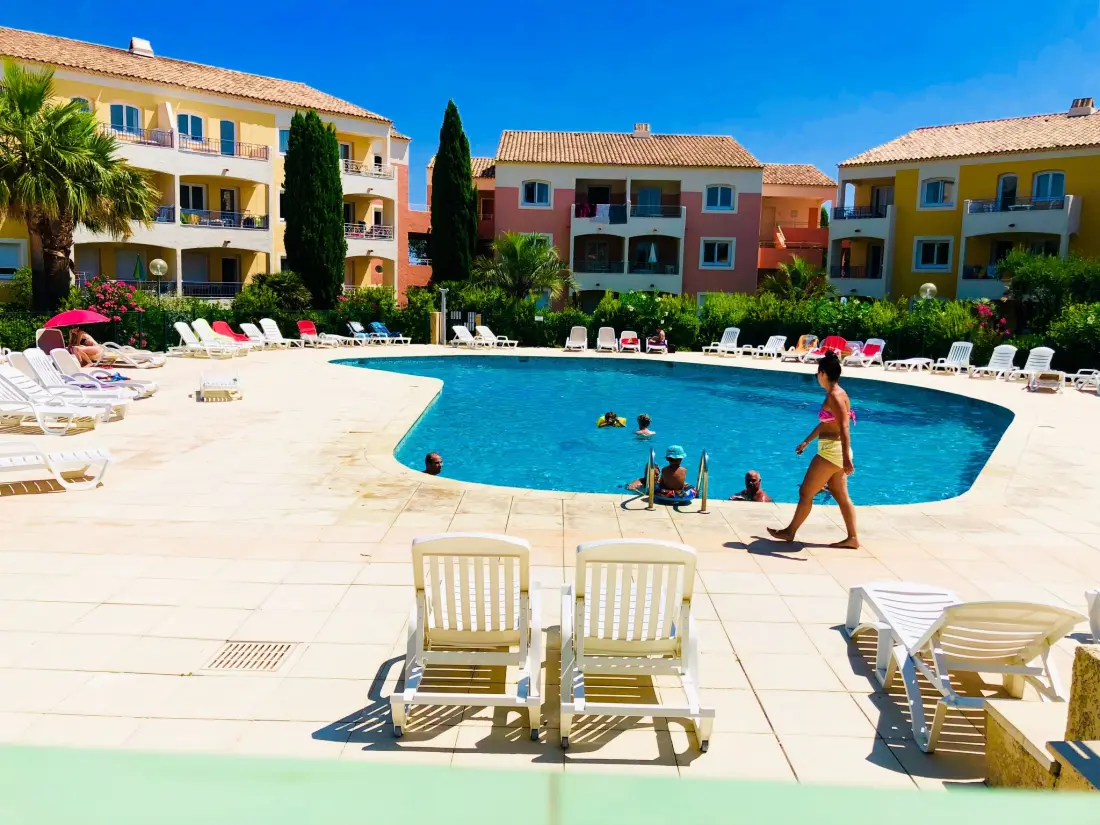 Résidence Golf de ST Tropez ,Wohnung mit Balkon