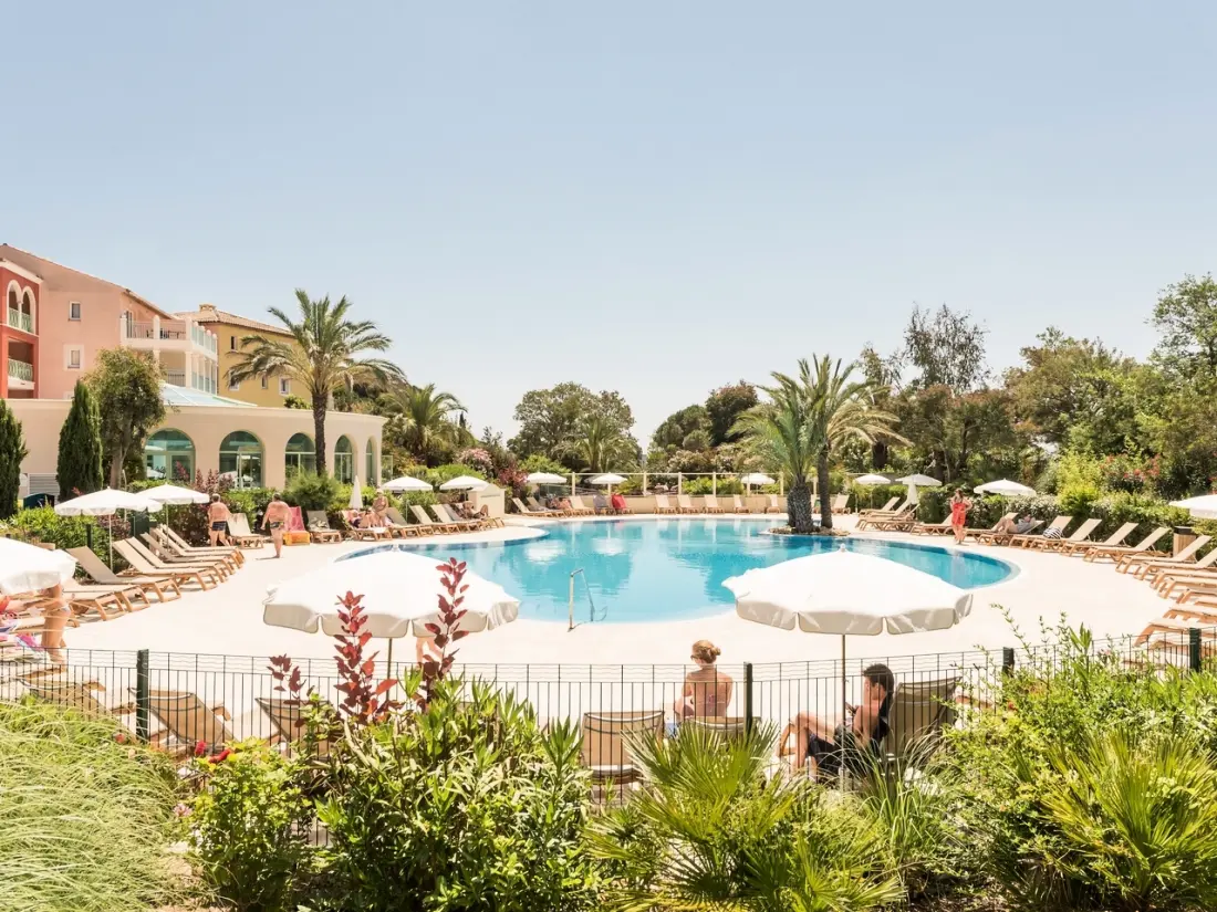 Résidence Pierre & Vacances Premium Les Calanques Des Issambres 4 étoiles★★★★
