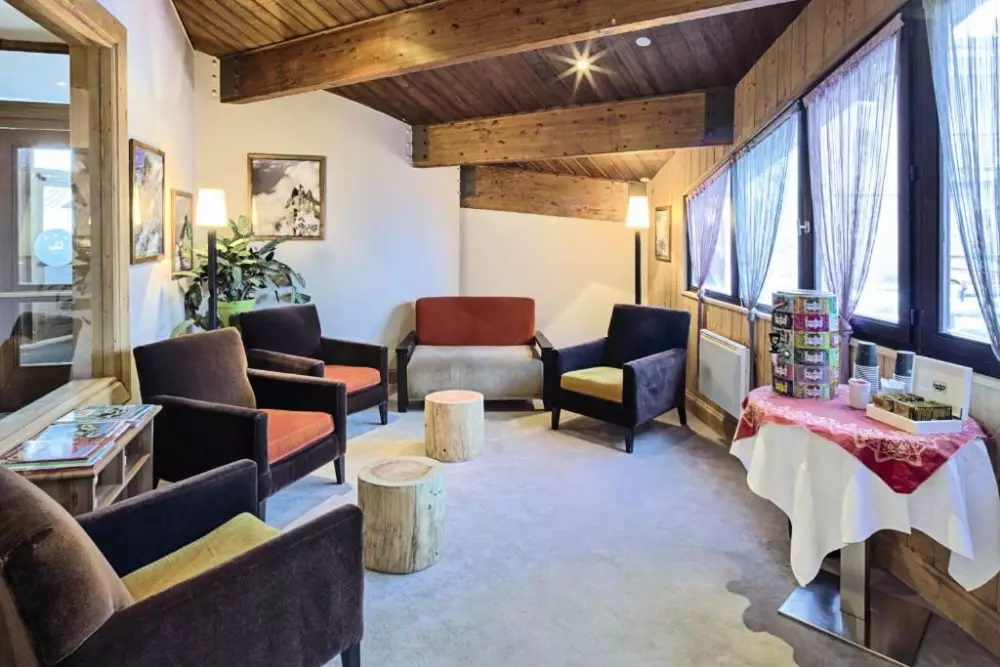 Hôtel Les Menuires Les Bruyères - Petit-déjeuner