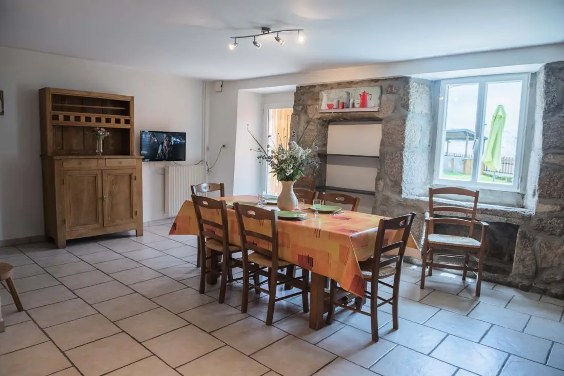 Gîte de France Le gîte gévaudan, 6/7 personnes au bacon 2 épis