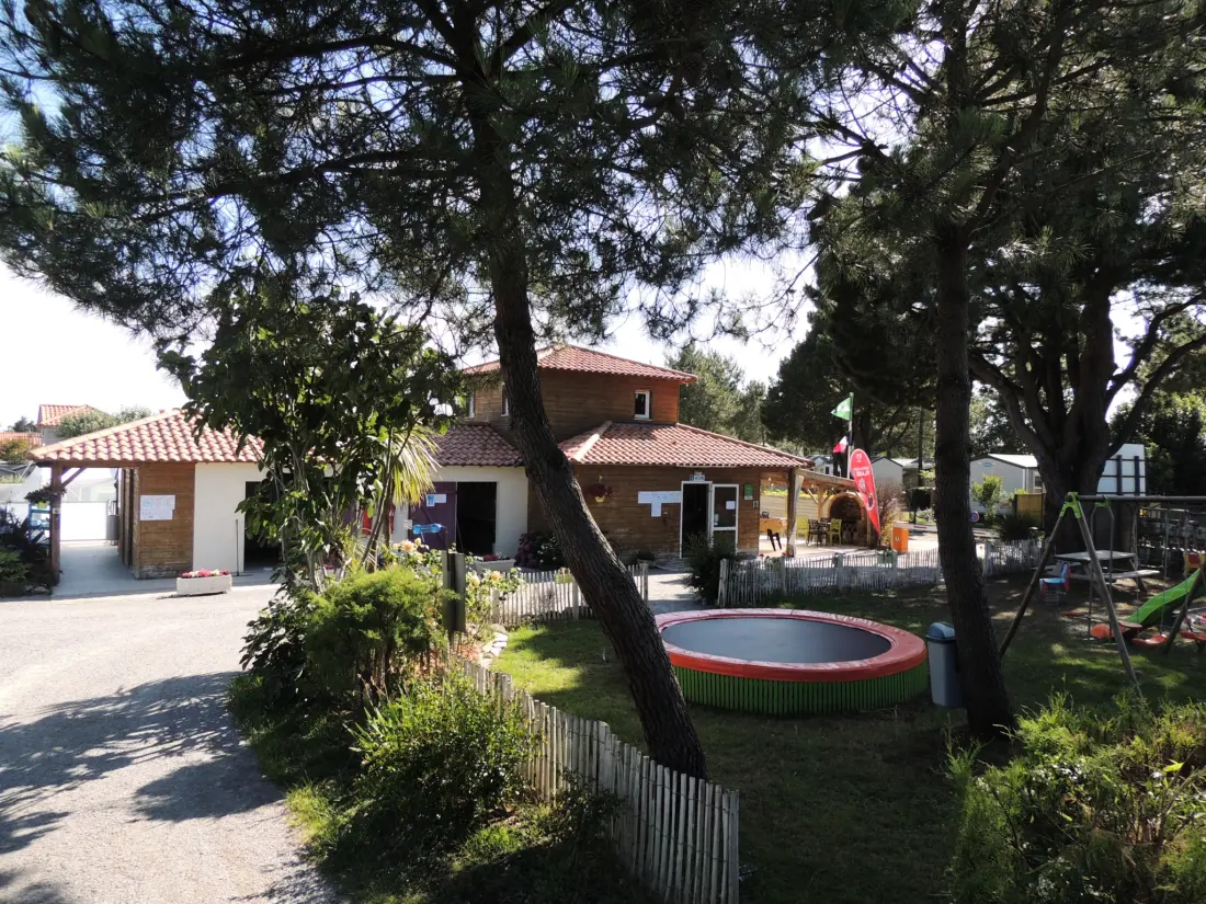 Camping de Prigny 3 étoiles★★★