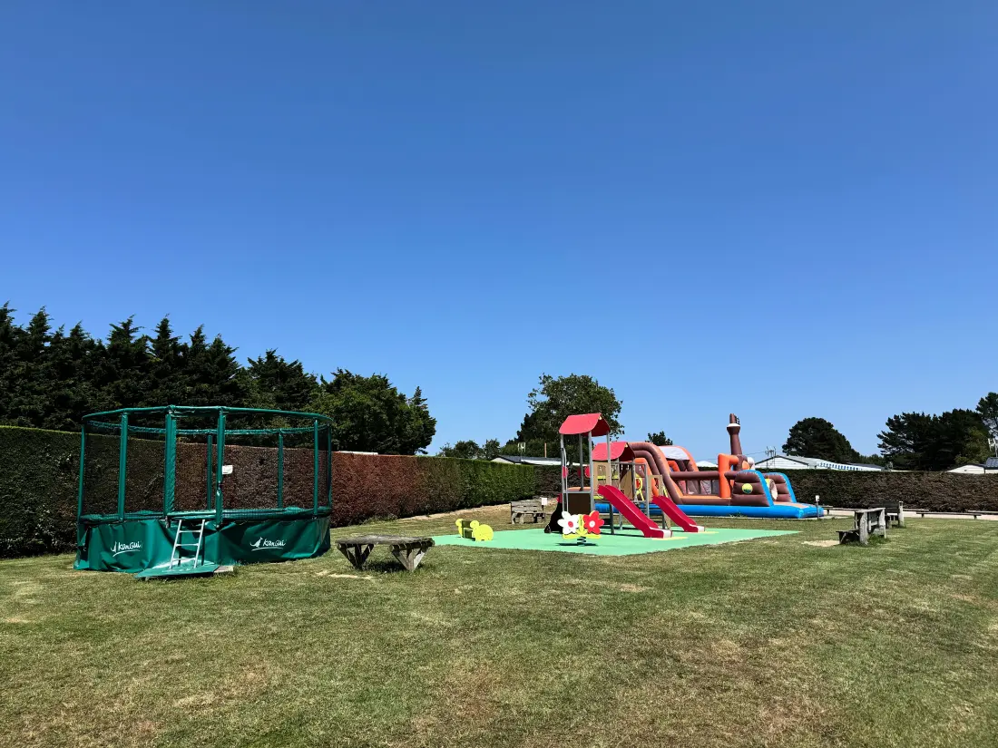 Camping Les Brillas 3 étoiles★★★