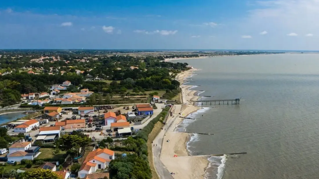 Camping Les Brillas 3 étoiles★★★
