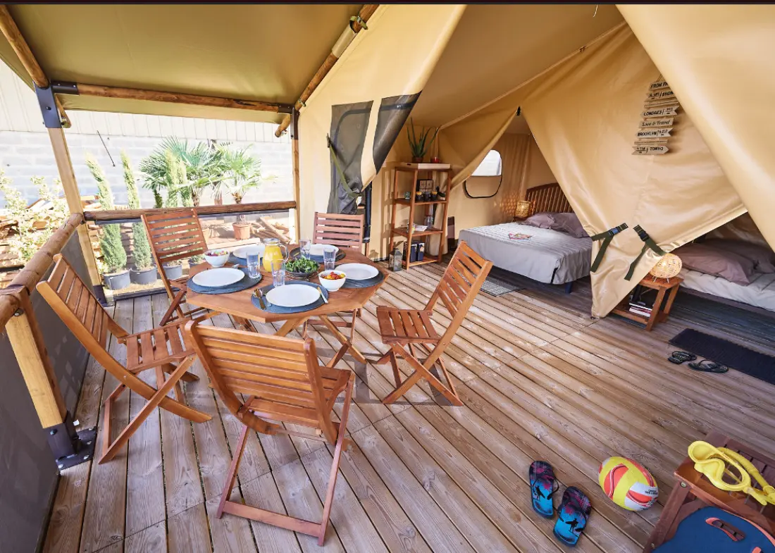 Flower Camping Mas de Champel 4 étoiles★★★★