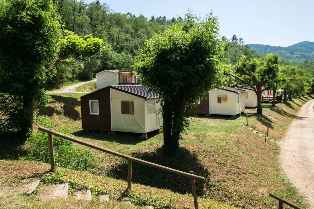 Flower Camping Mas de Champel 4 étoiles★★★★