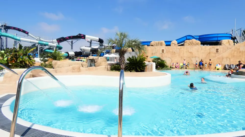 Camping Le Bel Air 51 étoiles★