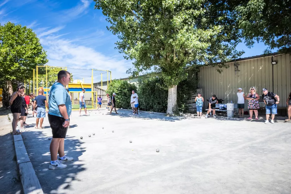 Camping Le Nid d'été 41 étoiles★