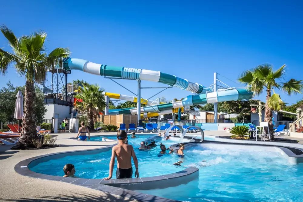 Camping Le Nid d'été 41 étoiles★