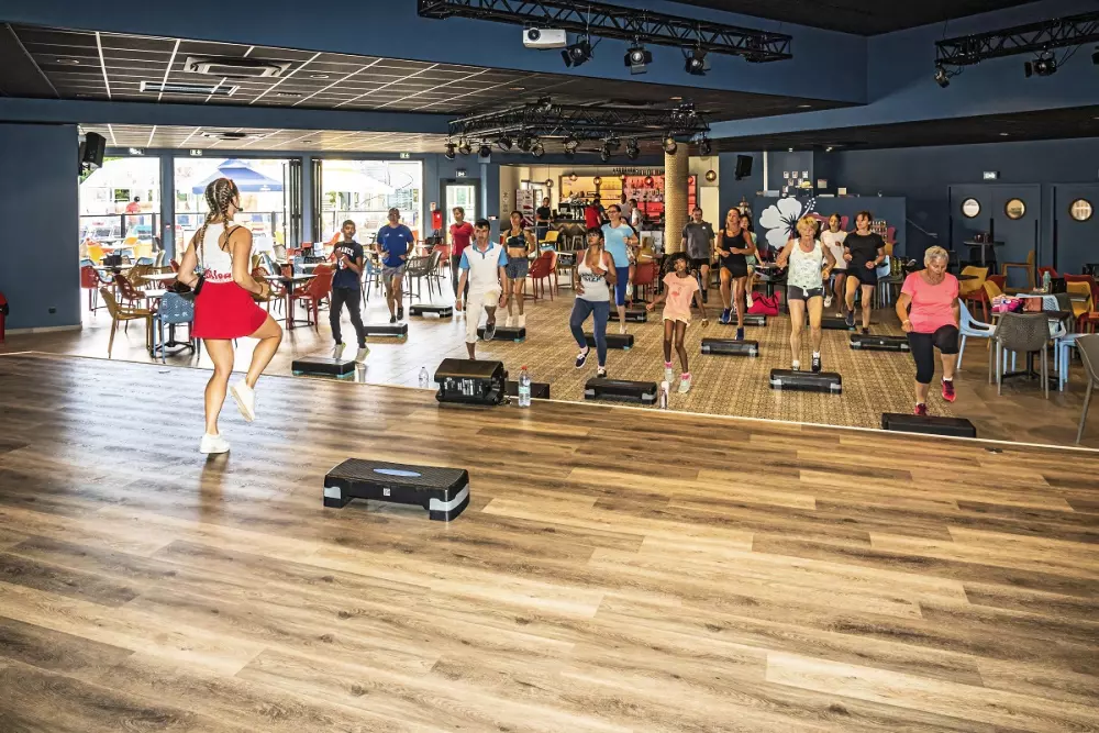 Camping Les Pirons 51 étoiles★