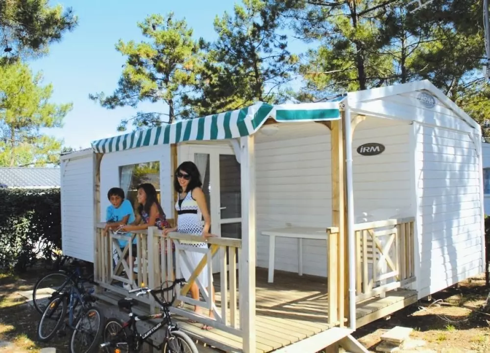 Camping Les Pirons 5 étoiles★★★★★