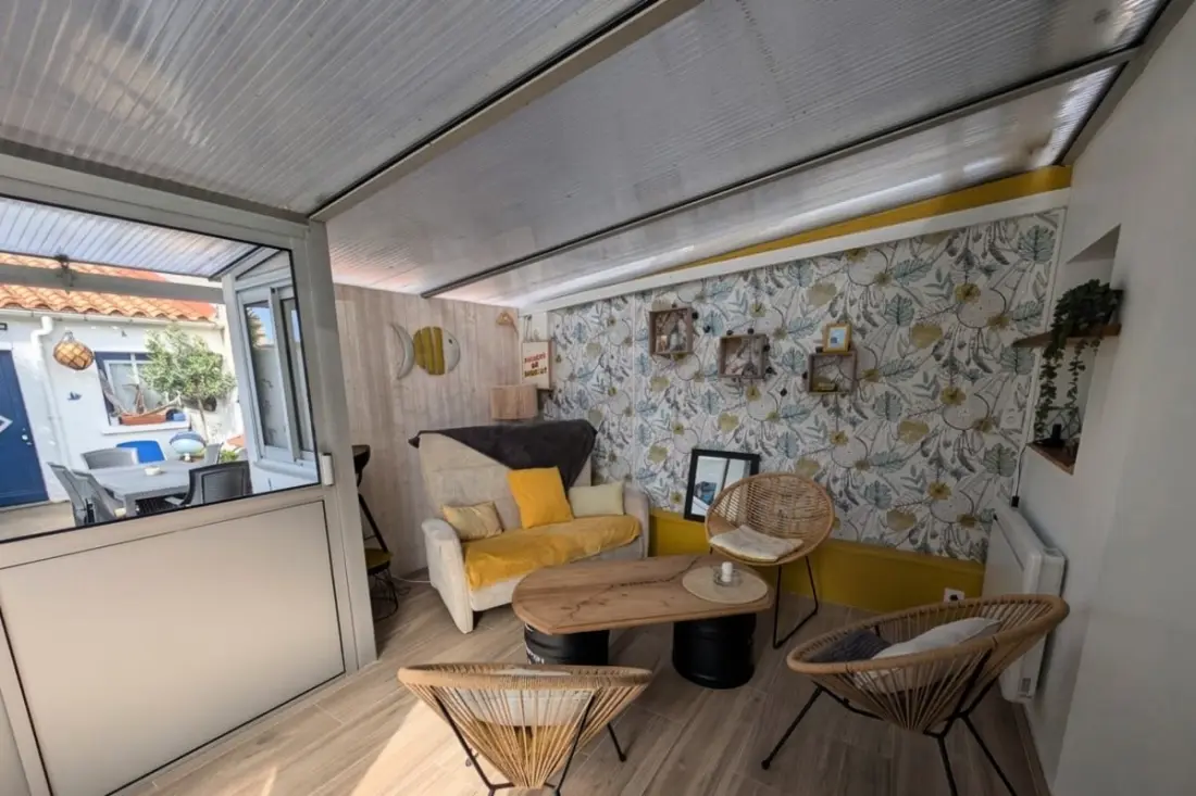 Chaleureuse Et Agréable Près De La Mer Avec Garage