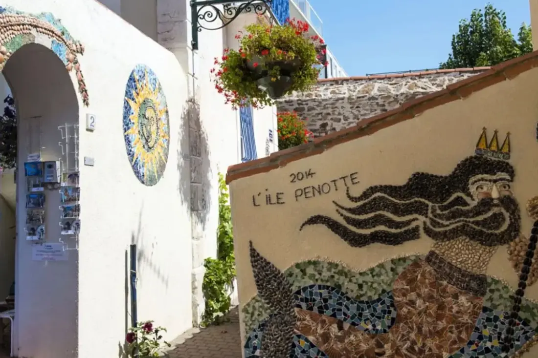 Chaleureuse Et Agréable Près De La Mer Avec Garage