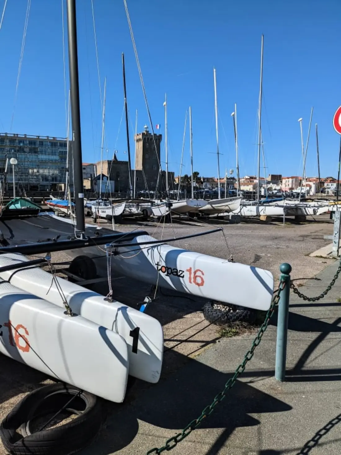 Chaleureuse Et Agréable Près De La Mer Avec Garage
