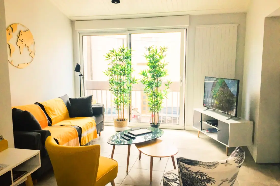 Superbe Maison De Ville Rénovée En Plein Cœur Du Quartier Arago Pour 5p