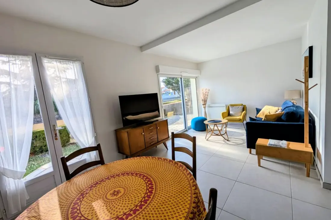 Maison Confortable Et Paisible Avec Jardin