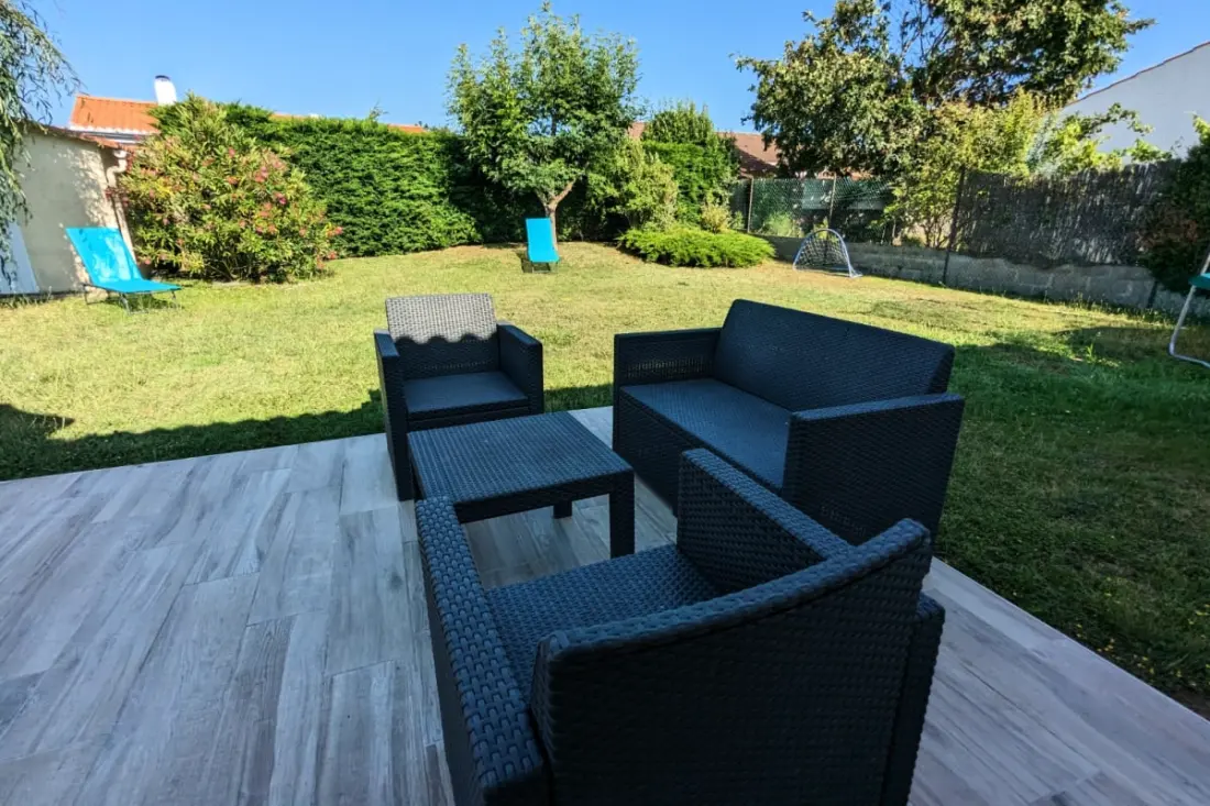 Maison Confortable Et Paisible Avec Jardin