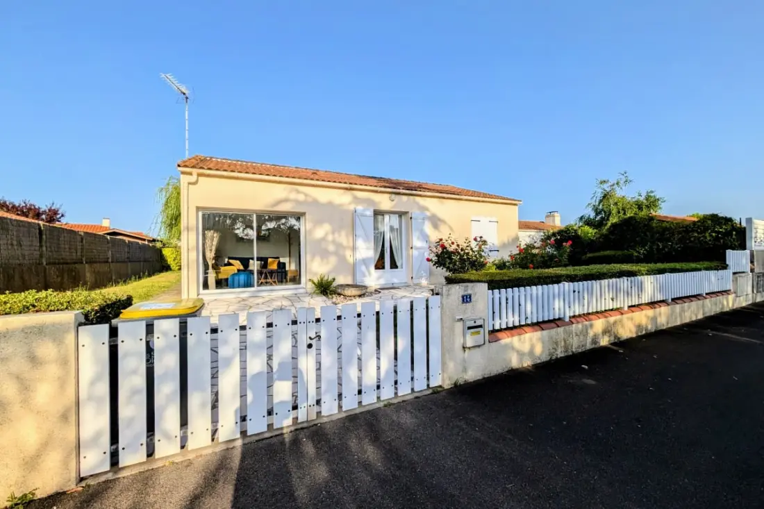 Maison Confortable Et Paisible Avec Jardin