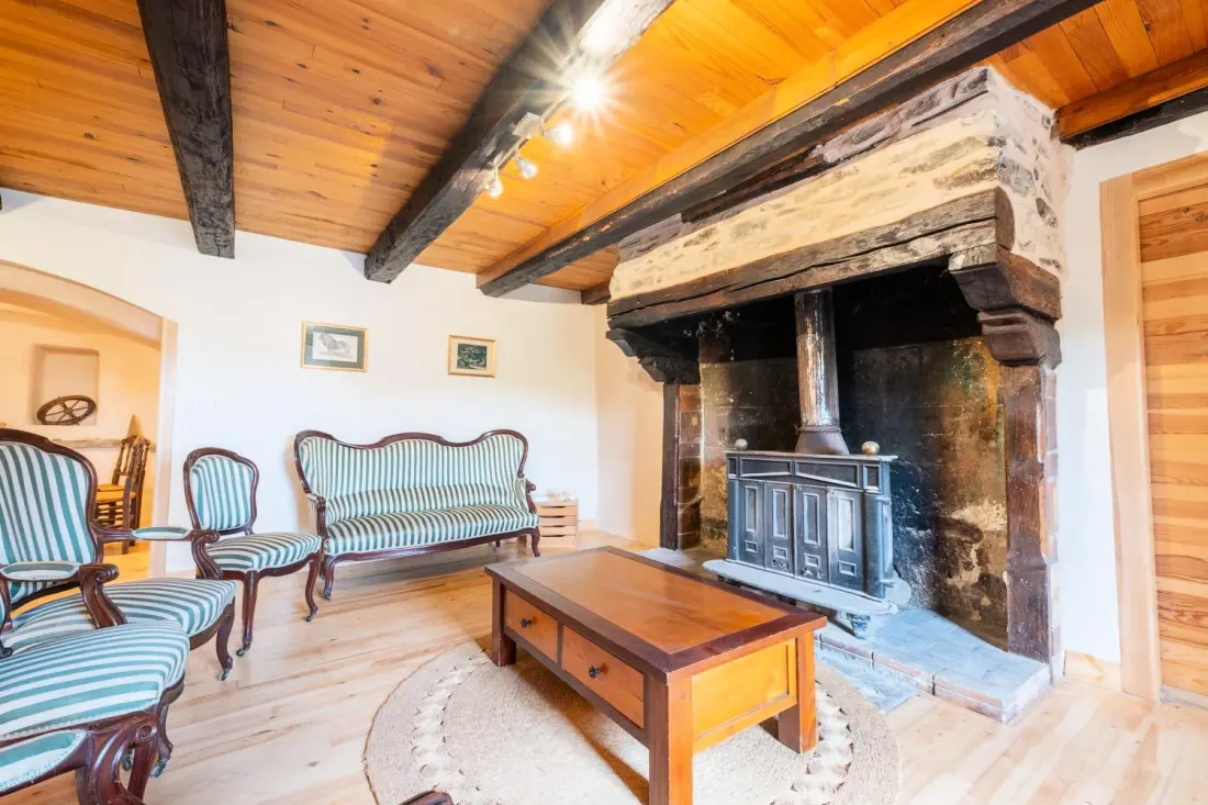 Gîte de France Ensemble maison et grange 1 épi