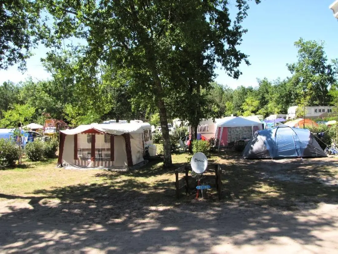 Bifolia Camping Lou Payou 2 étoiles★★